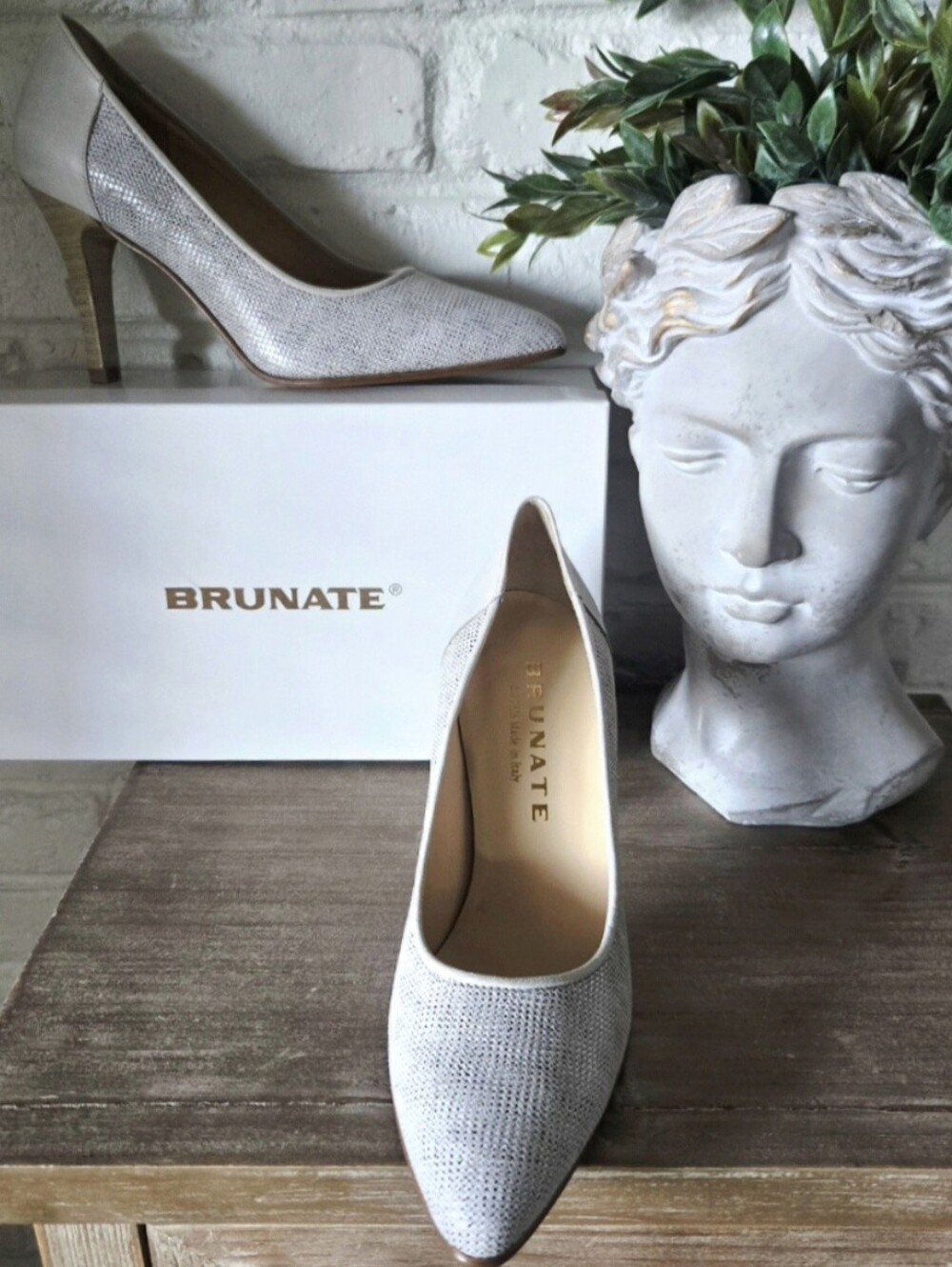 New Brunate Made In Italy Mary Heels, Neutral, Work, Formal, 7.5/38
